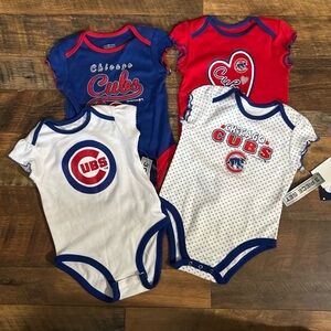 Baby Girls Chicago Cubs Bodysuits Size 18 Months